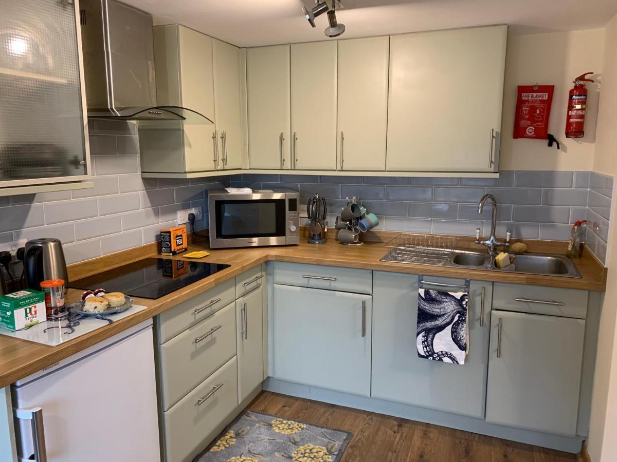 1 Bed-Pet Friendly-Parking-Patio-Close To Coasts North Hill Kültér fotó