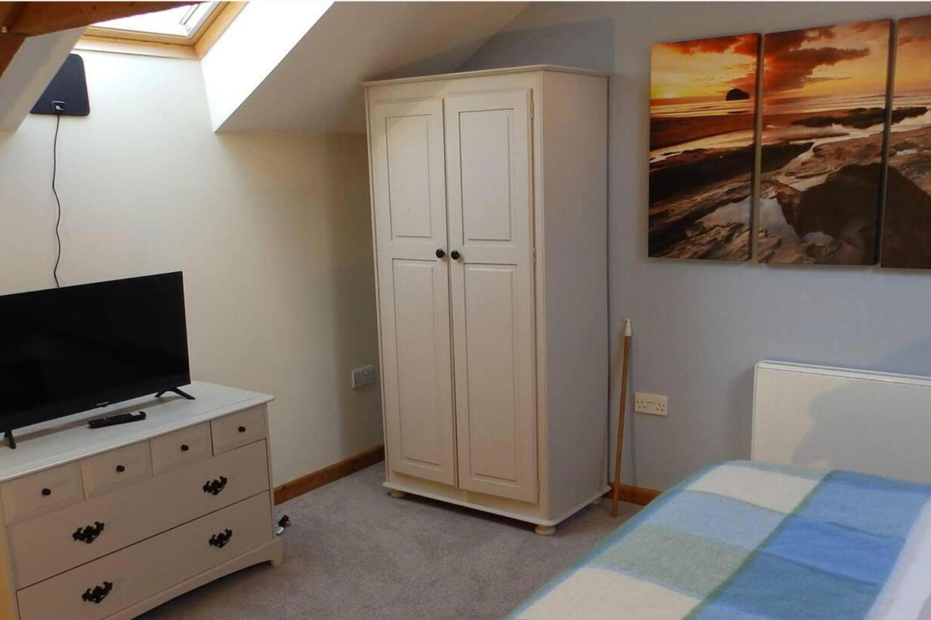 1 Bed-Pet Friendly-Parking-Patio-Close To Coasts North Hill Kültér fotó